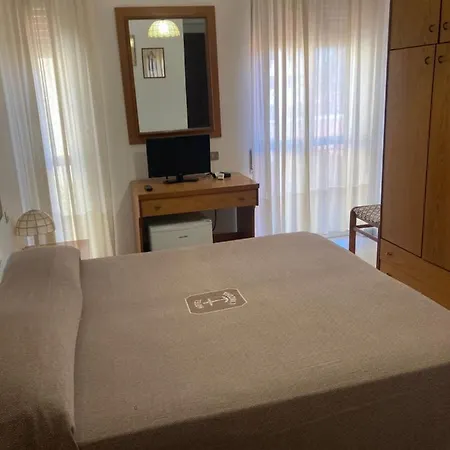 L'ancora Hotell La Caletta